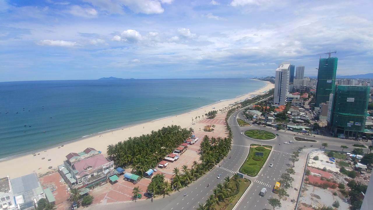 Le Hoang Beach Hotel Danang Exterior photo